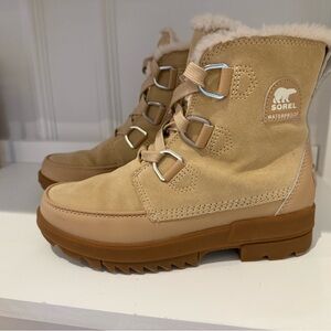 Sorel Tivoli IV Waterproof Boots Women’s Size 8 Excellent Condition